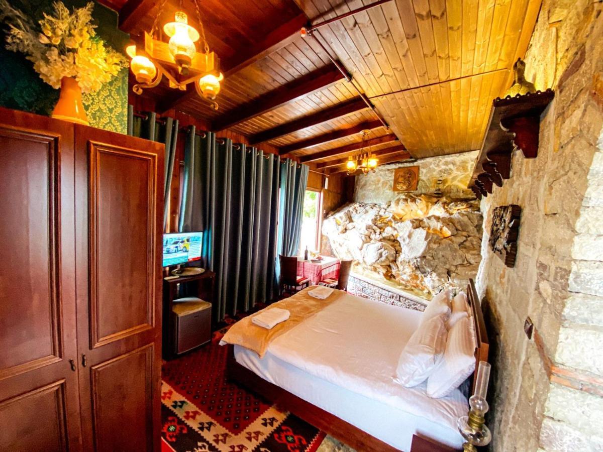 Hotel Iliria Canaj 외부 사진
