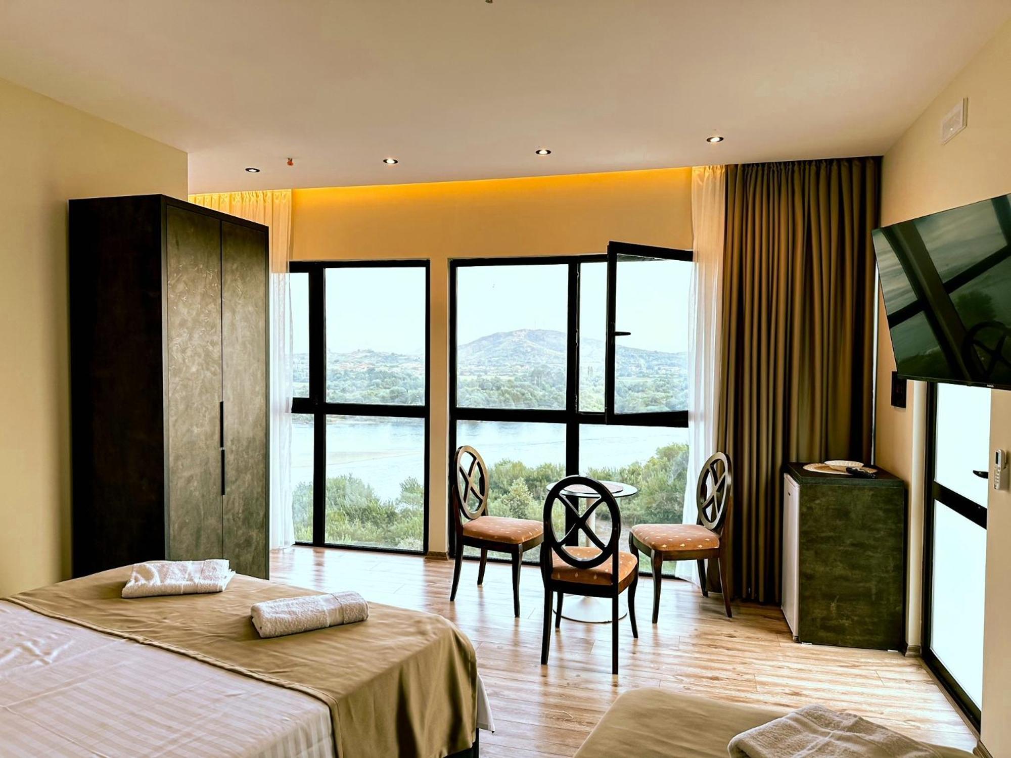 Hotel Iliria Canaj 외부 사진